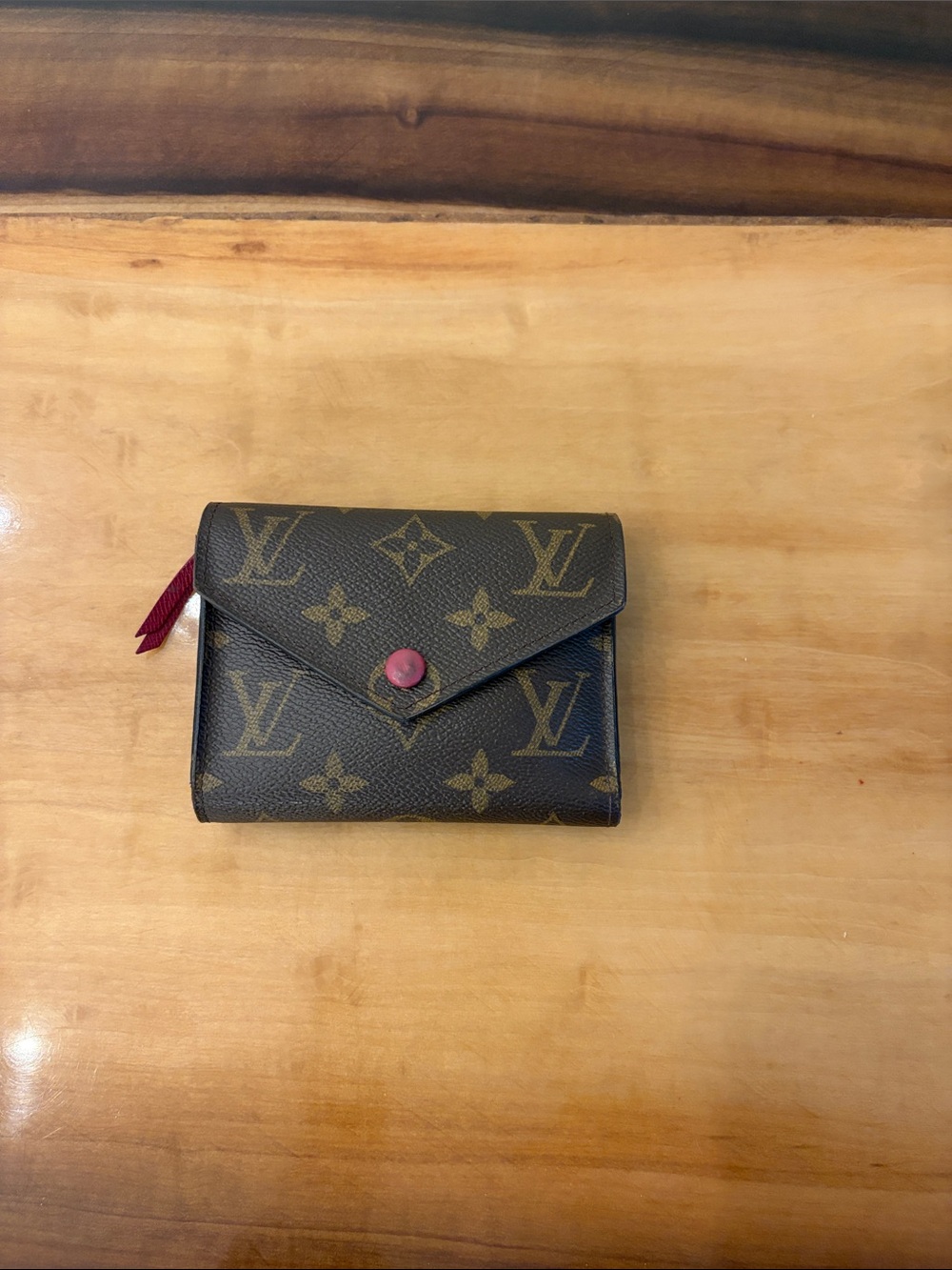 Authentic Louis Vuitton Victorine wallet